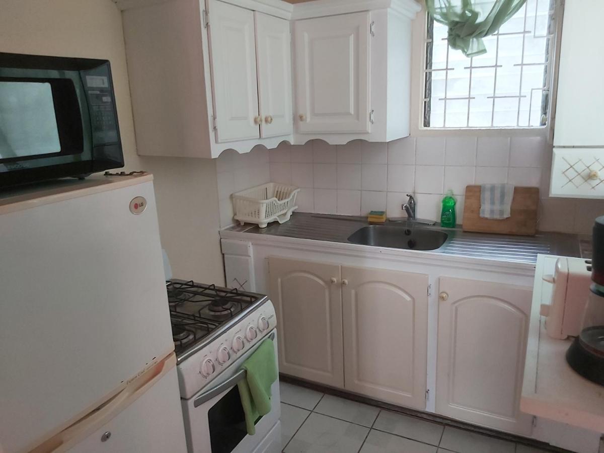 Ocean View Apartments บริดจ์ทาวน์ ภายนอก รูปภาพ