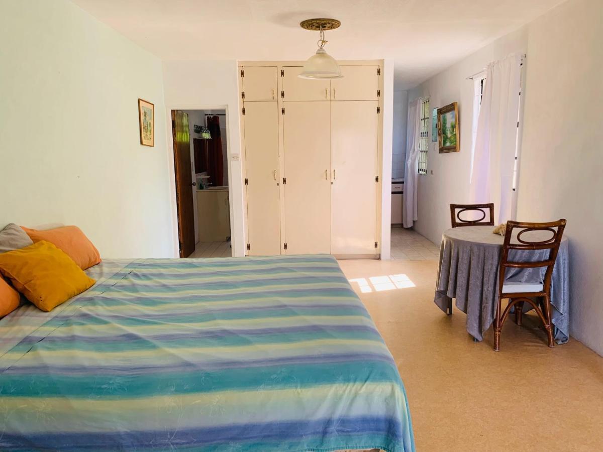 Ocean View Apartments บริดจ์ทาวน์ ภายนอก รูปภาพ