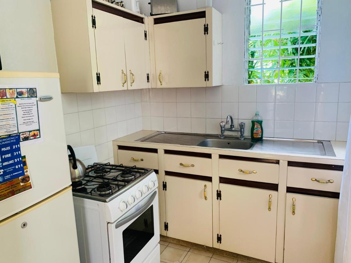 Ocean View Apartments บริดจ์ทาวน์ ภายนอก รูปภาพ