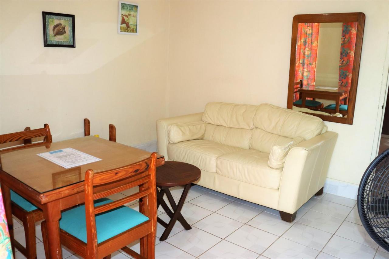 Ocean View Apartments บริดจ์ทาวน์ ภายนอก รูปภาพ