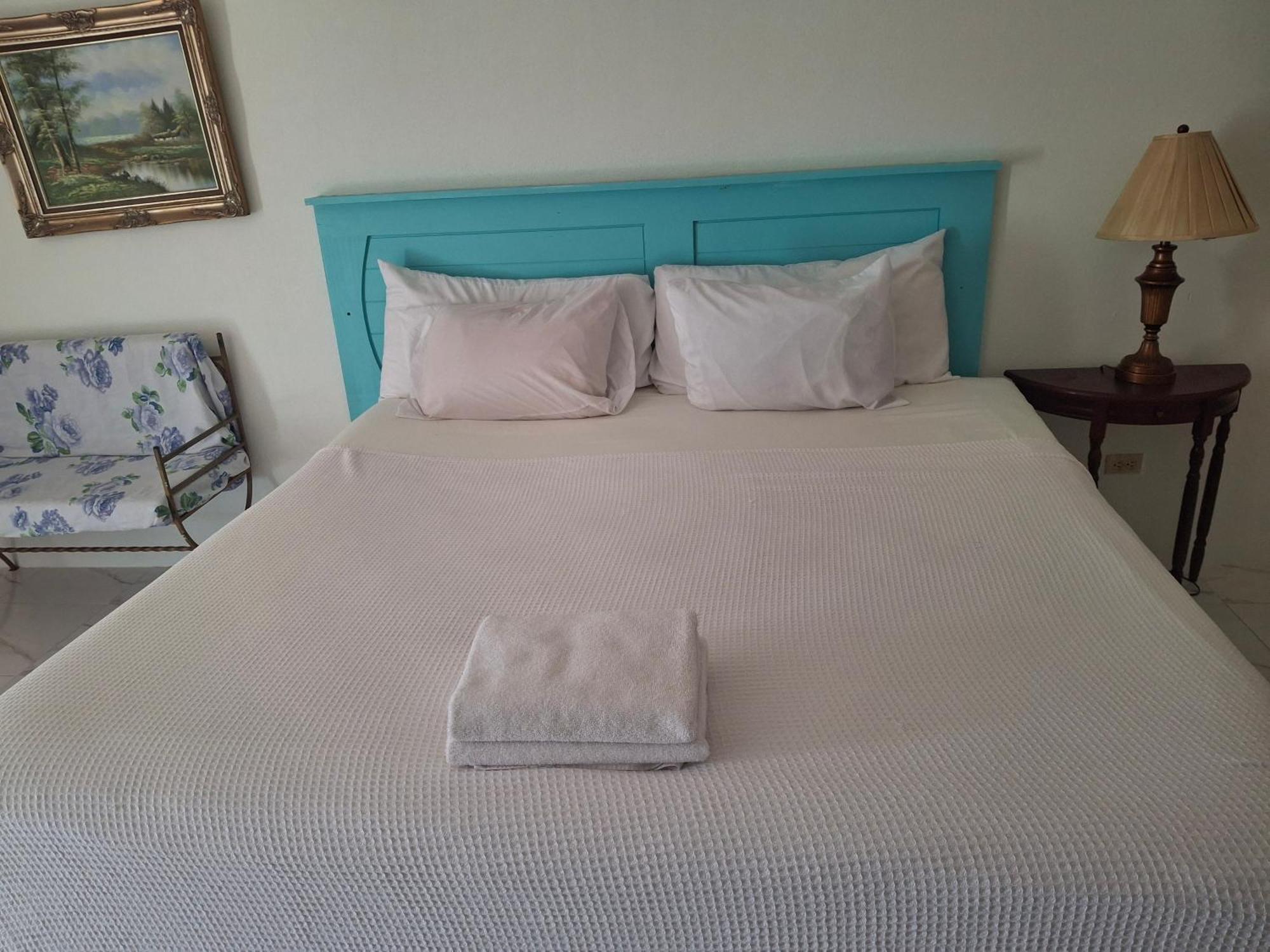 Ocean View Apartments บริดจ์ทาวน์ ห้อง รูปภาพ