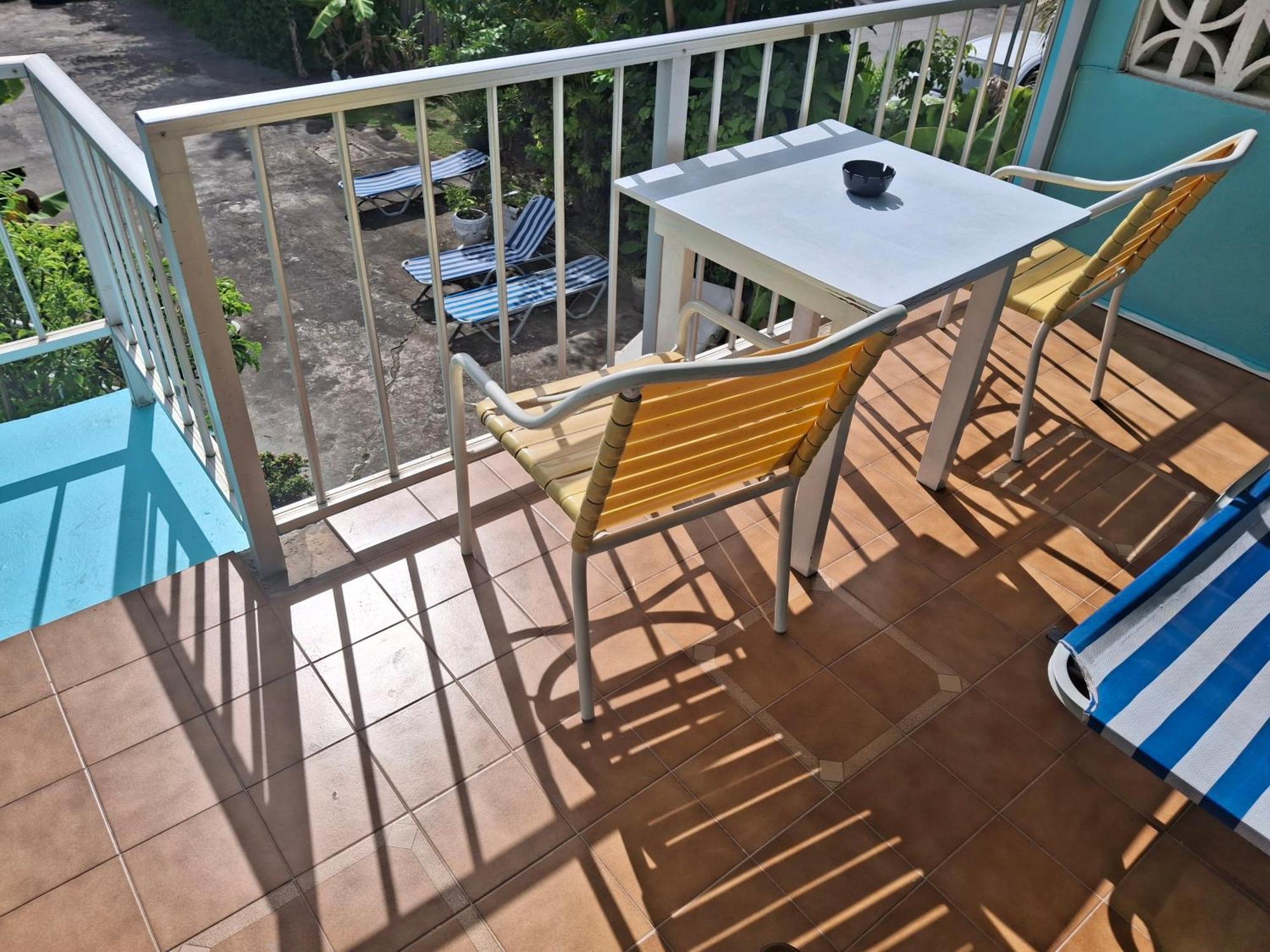 Ocean View Apartments บริดจ์ทาวน์ ภายนอก รูปภาพ